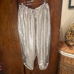 Y-3 Yoji Yamamoto and Adidas collaboration. Women’s joggers.